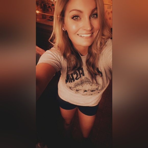 Meet your Posher, Ashley - Picture 1 of 1